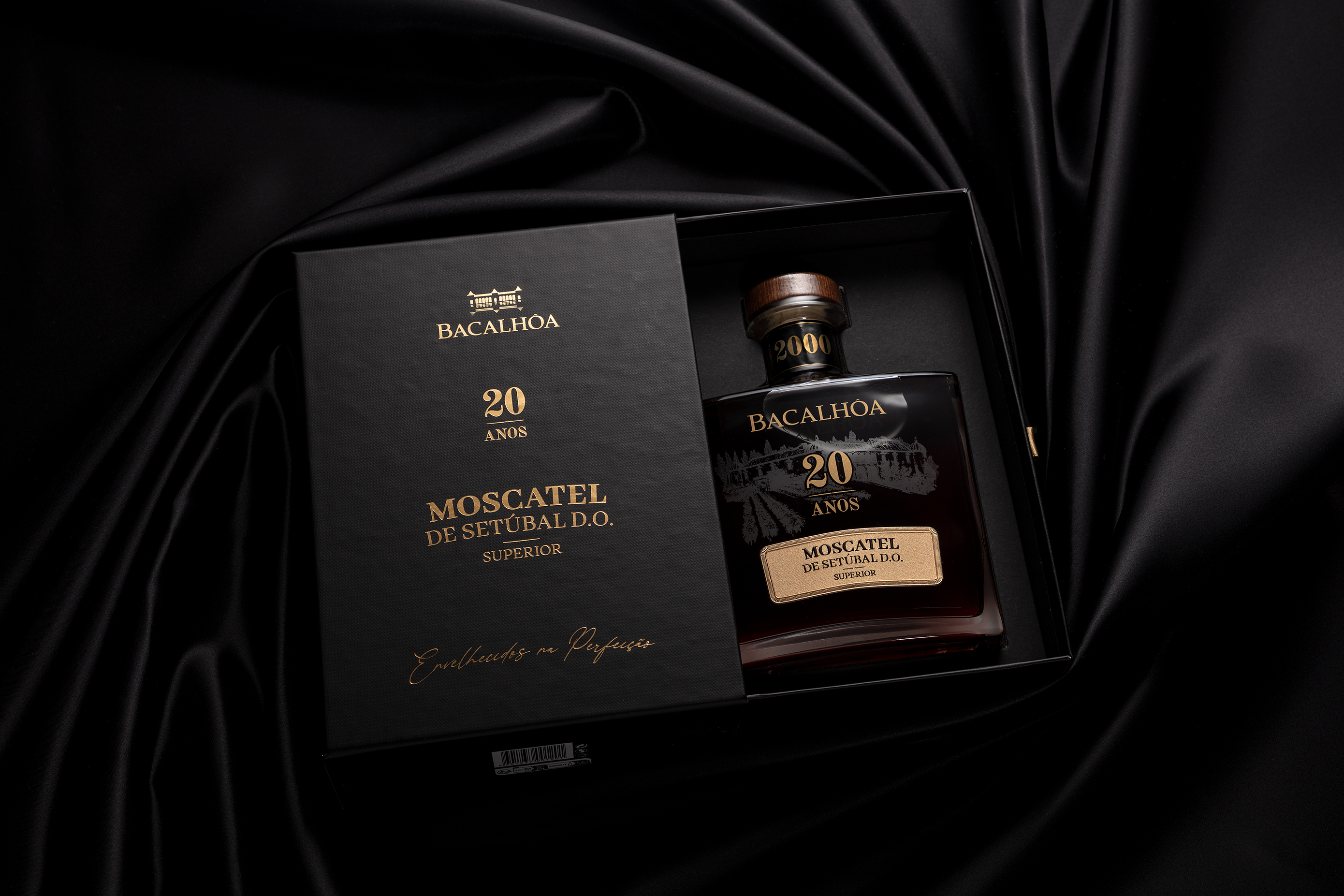 Os melhores Moscatéis do Mundo são de Setúbal e a Bacalhôa vestiu-lhes fato de gala!